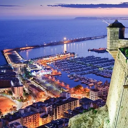 Very Centric Apartment, Lightful, Well Equipped And Decorated, With Castle Views, And Besides A Plaza In Old Town * Alicante